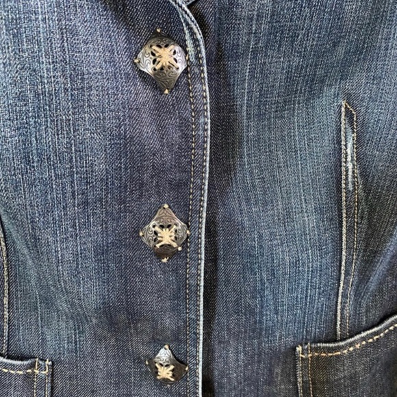 Elie Tahari Denim Jacket - Picture 4 of 6